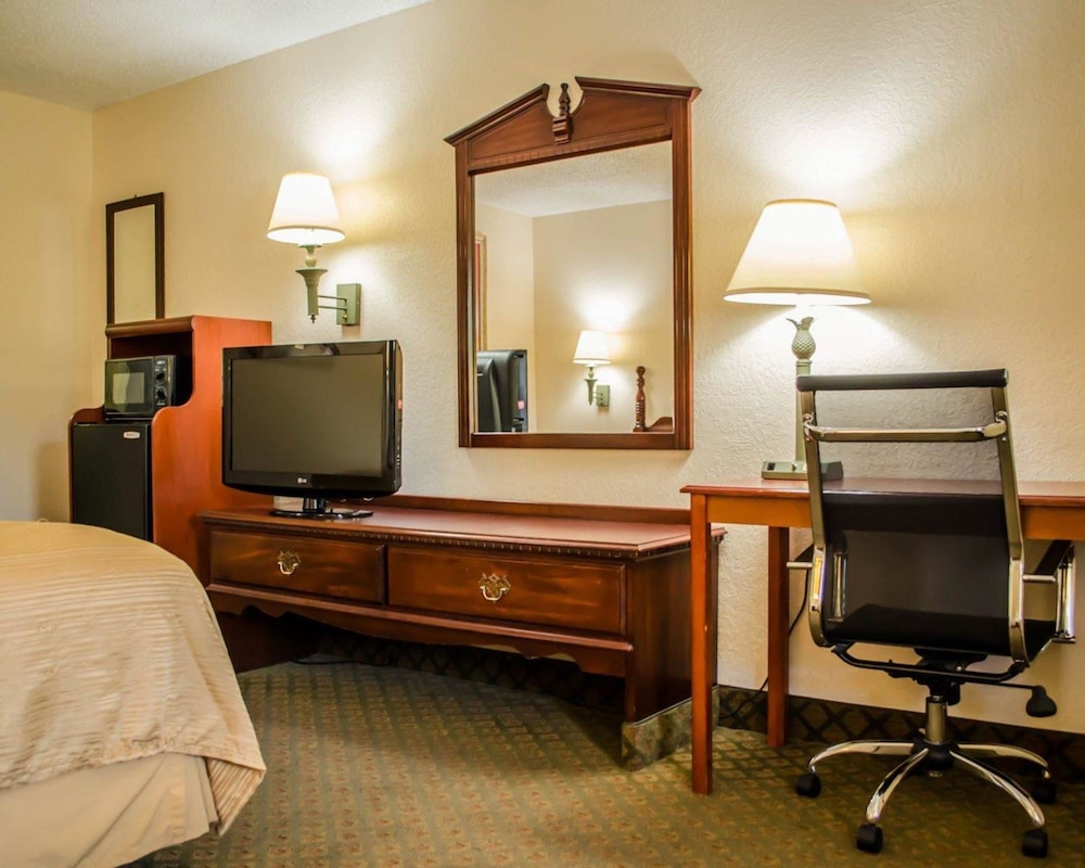 Quality Inn Crystal River 33/35