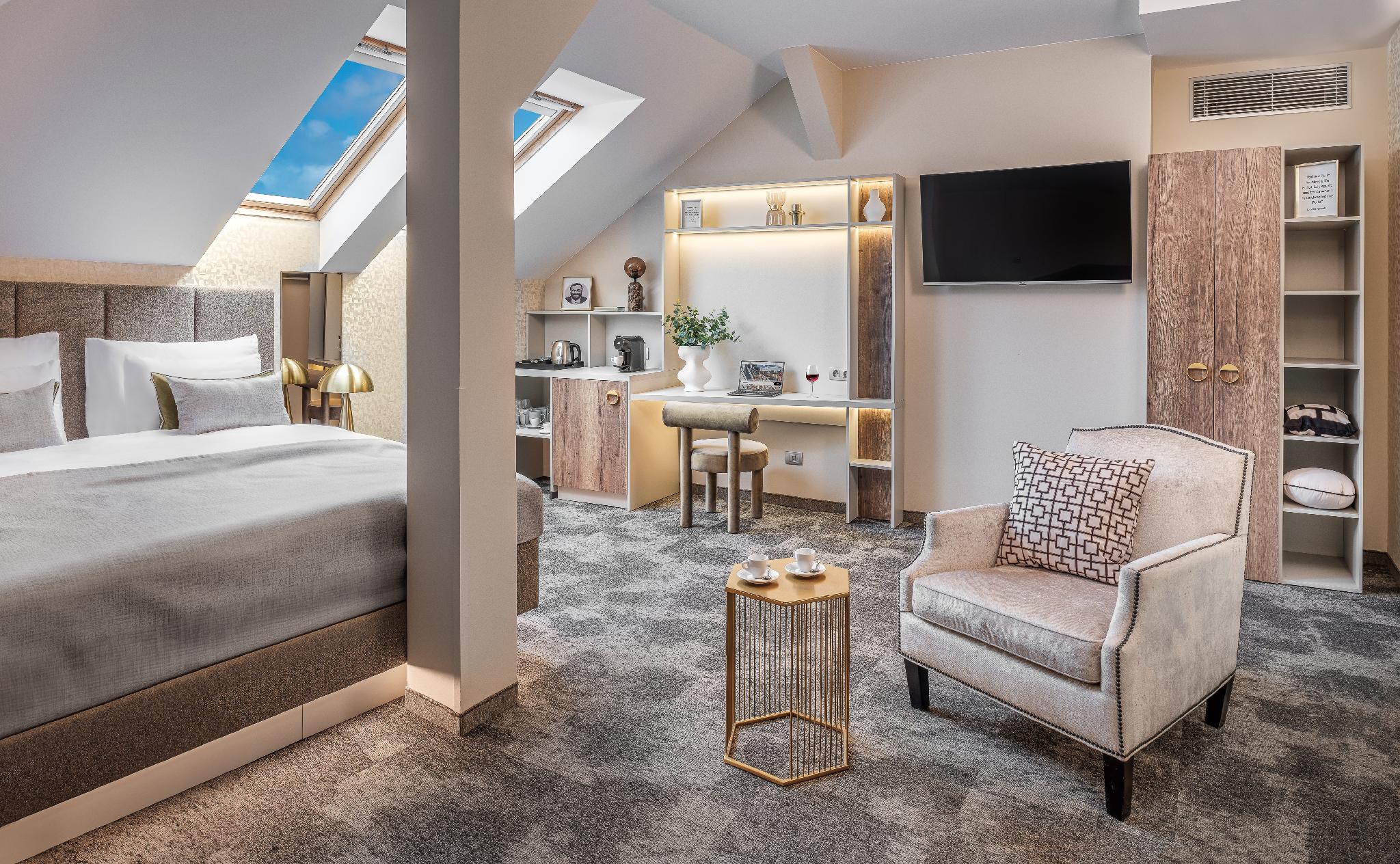 Penthouse, Suite