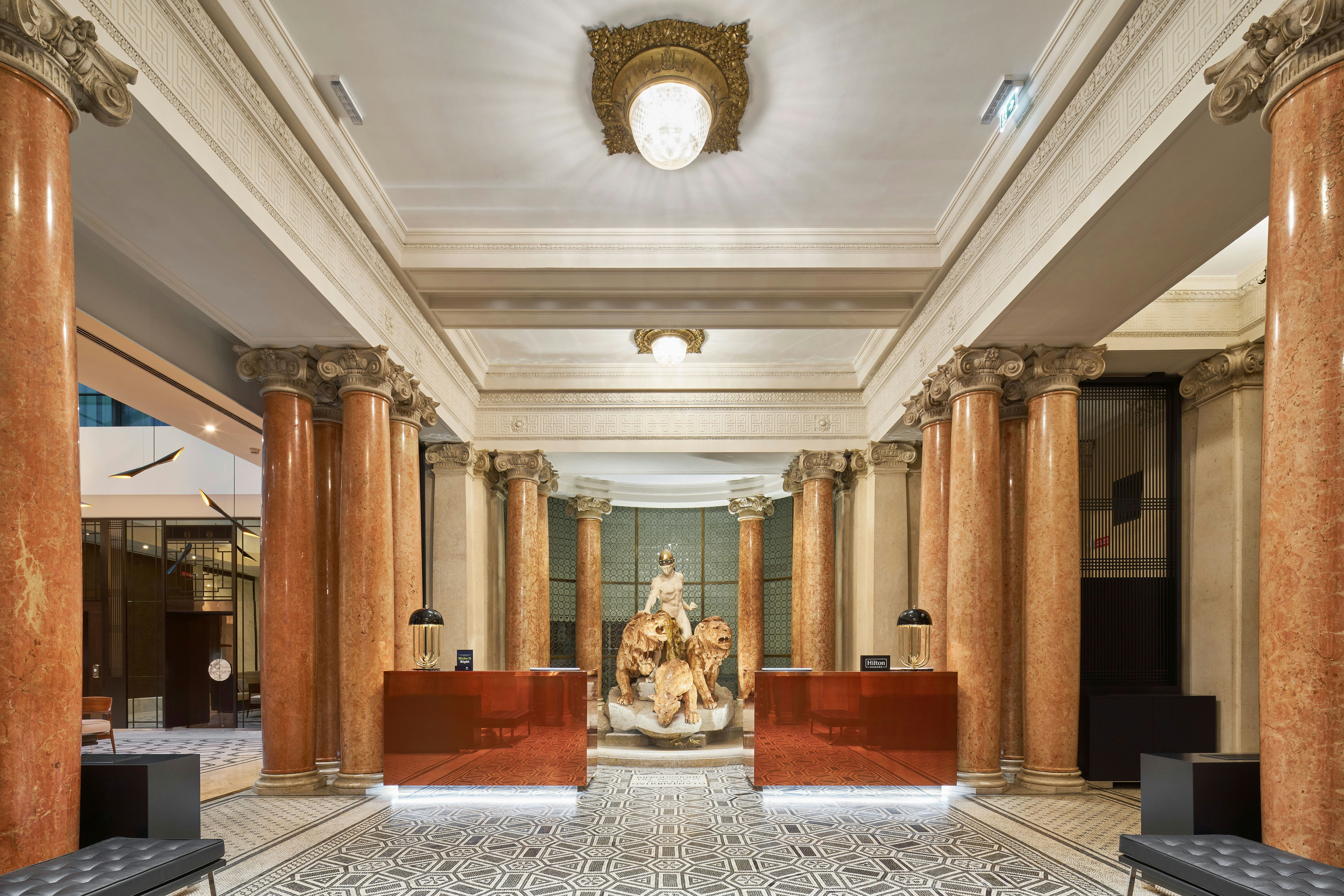 Doubletree By Hilton Trieste 11/87