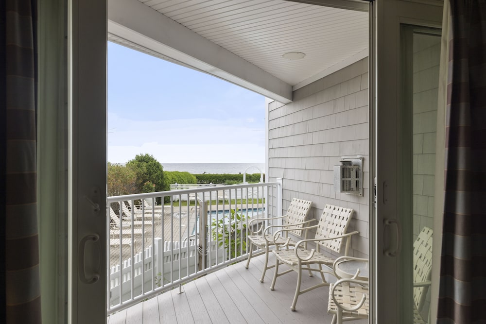 Anchorage Inn and Resort 19/50