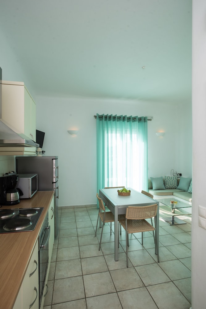 Villa Nireas 50/67