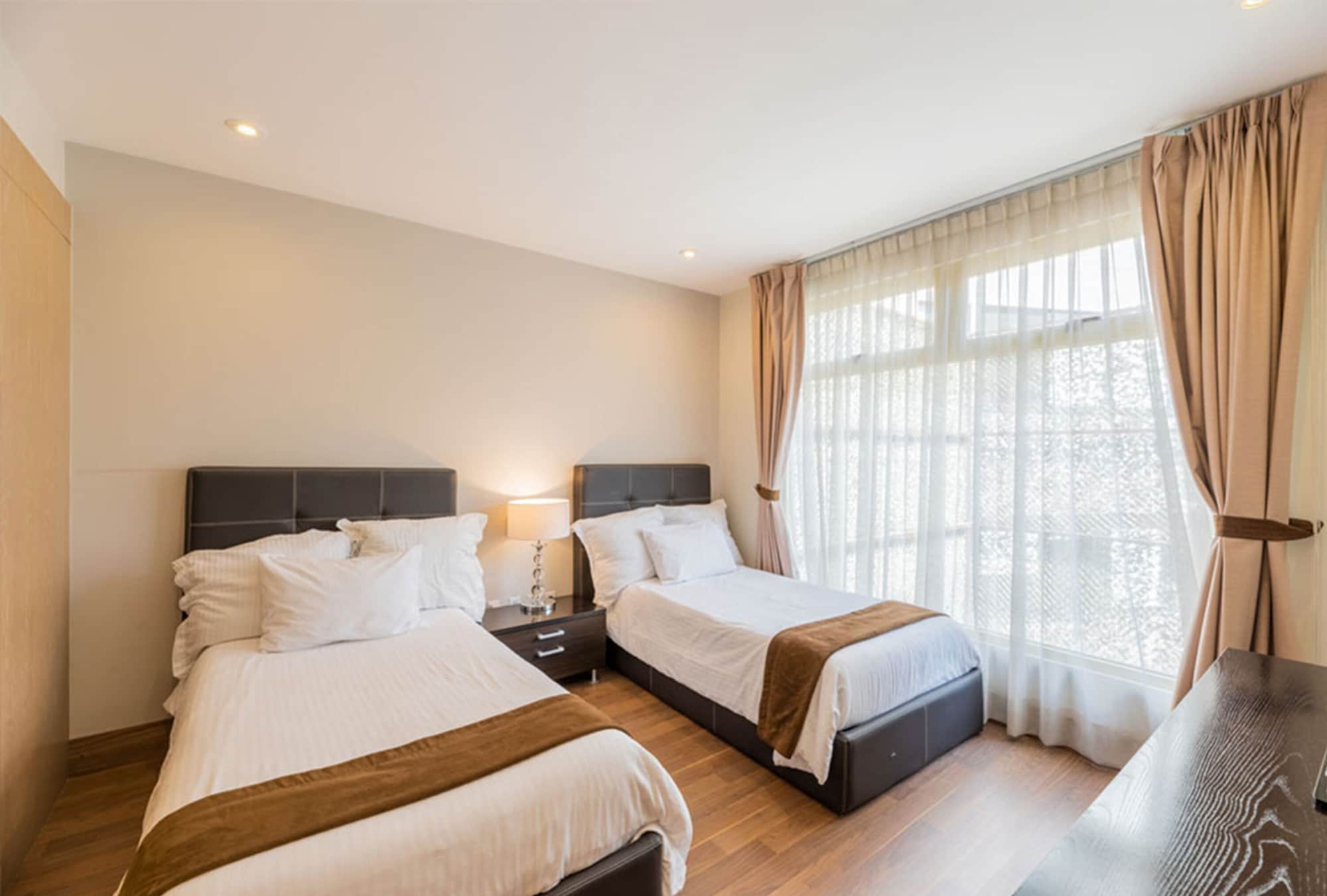 2 BEDROOMS, COMFORT, APARTMENT