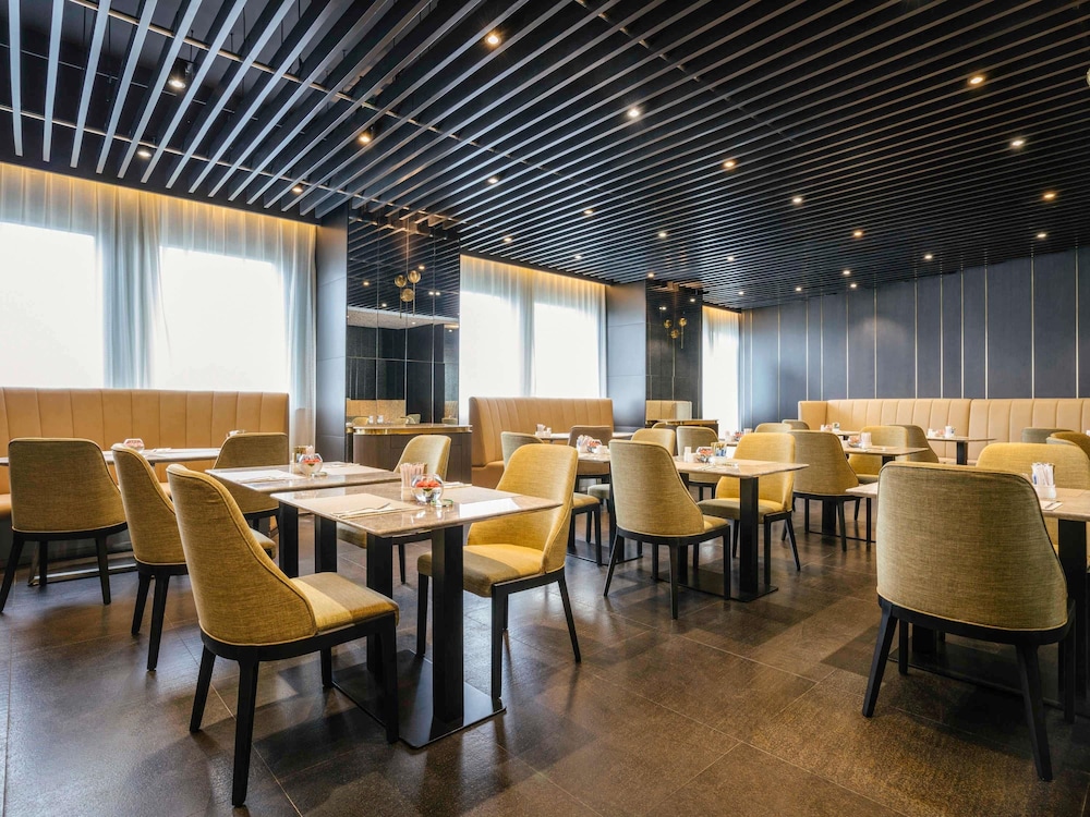 Grand Mercure Shanghai Hongqiao 60/79