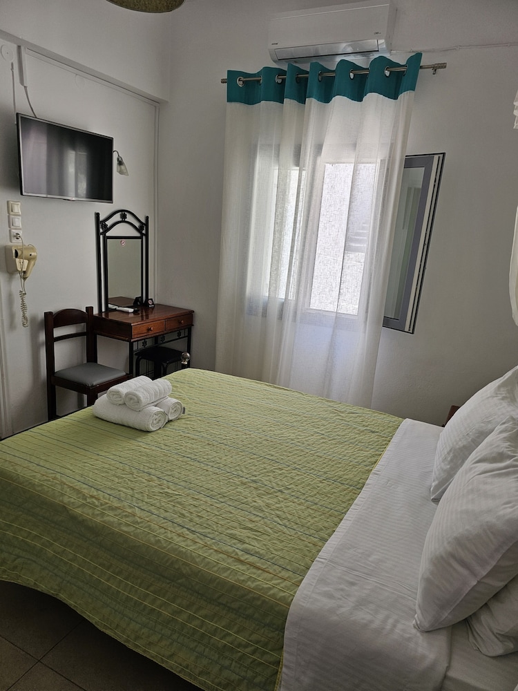 Leta Santorini 32/50