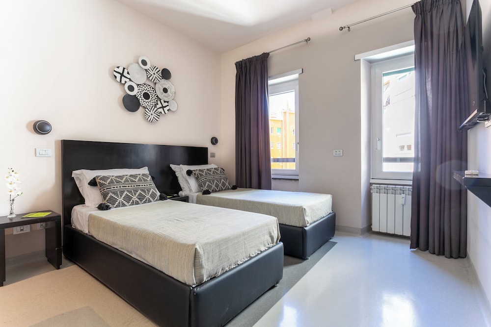 CLASSIC, TWIN BEDS