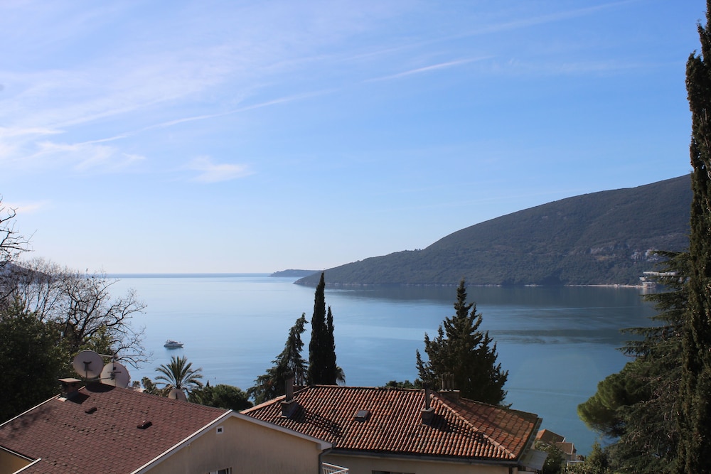 Guest House Tomanovic 31/43