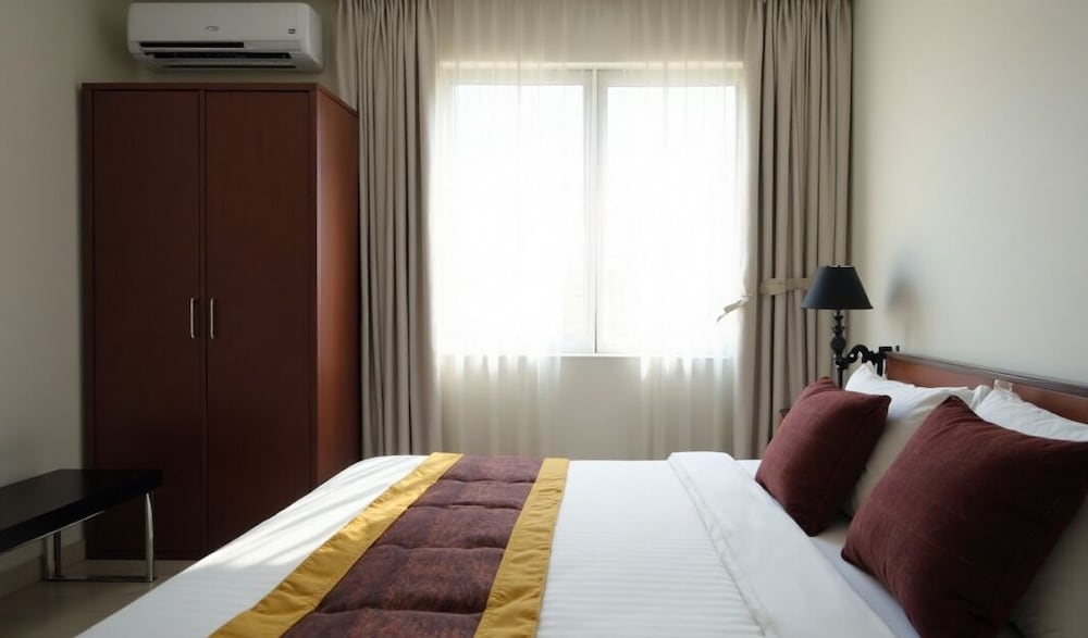 بنايه خليفه(Khalifa Tower Hotel Apartments) 39/69