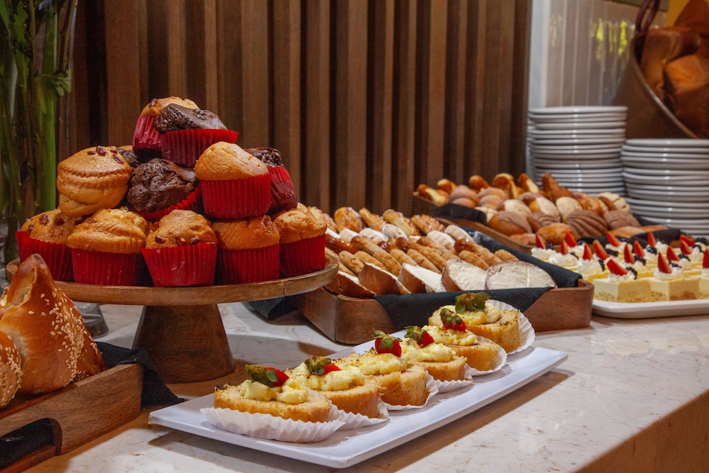 卡美里那斯广场酒店(Plaza Camelinas Hotel) 图片5