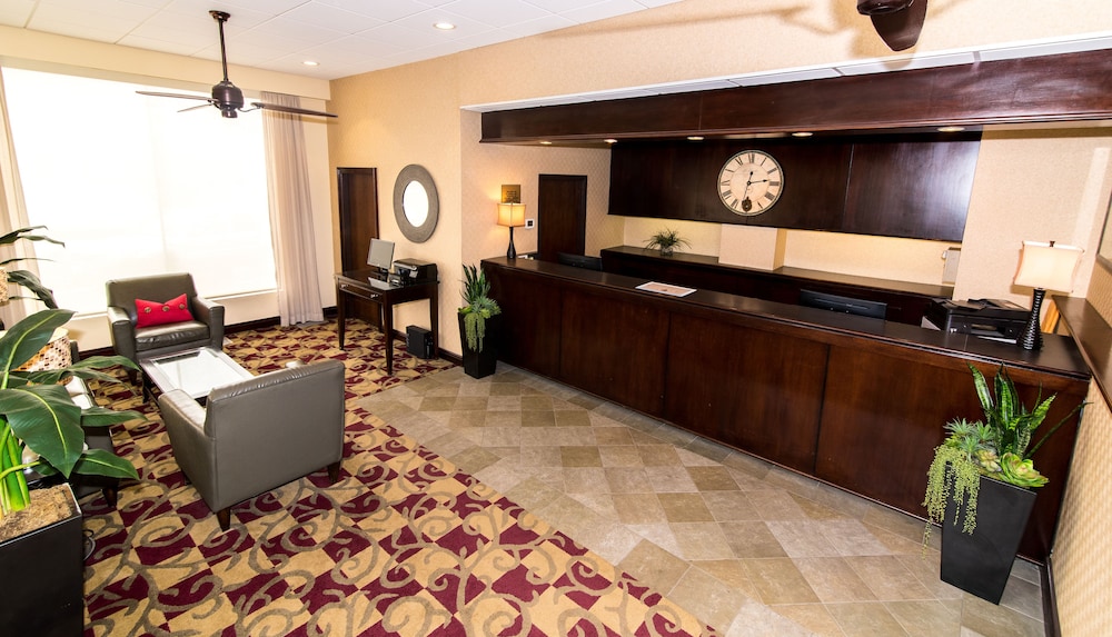 Howard Johnson By Wyndham Portsmouth 3/28