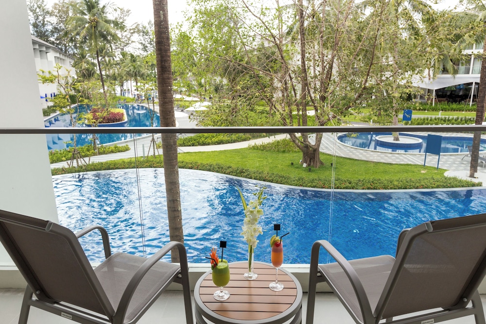 X10 Khaolak Resort 20/47