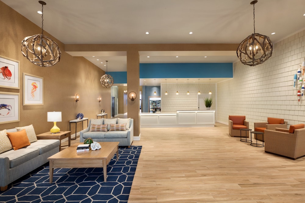 Hyatt House Virginia Beach Oceanfront 21/48
