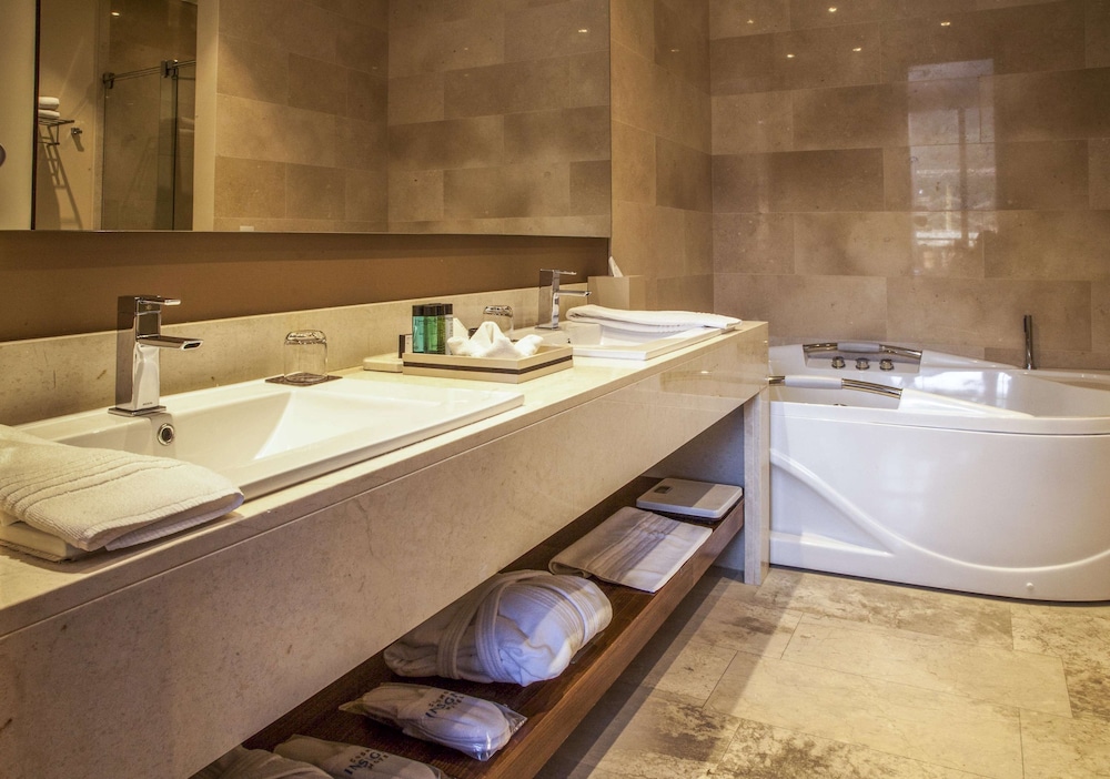 DoubleTree by Hilton Hotel Bogota Parque 93 16/43