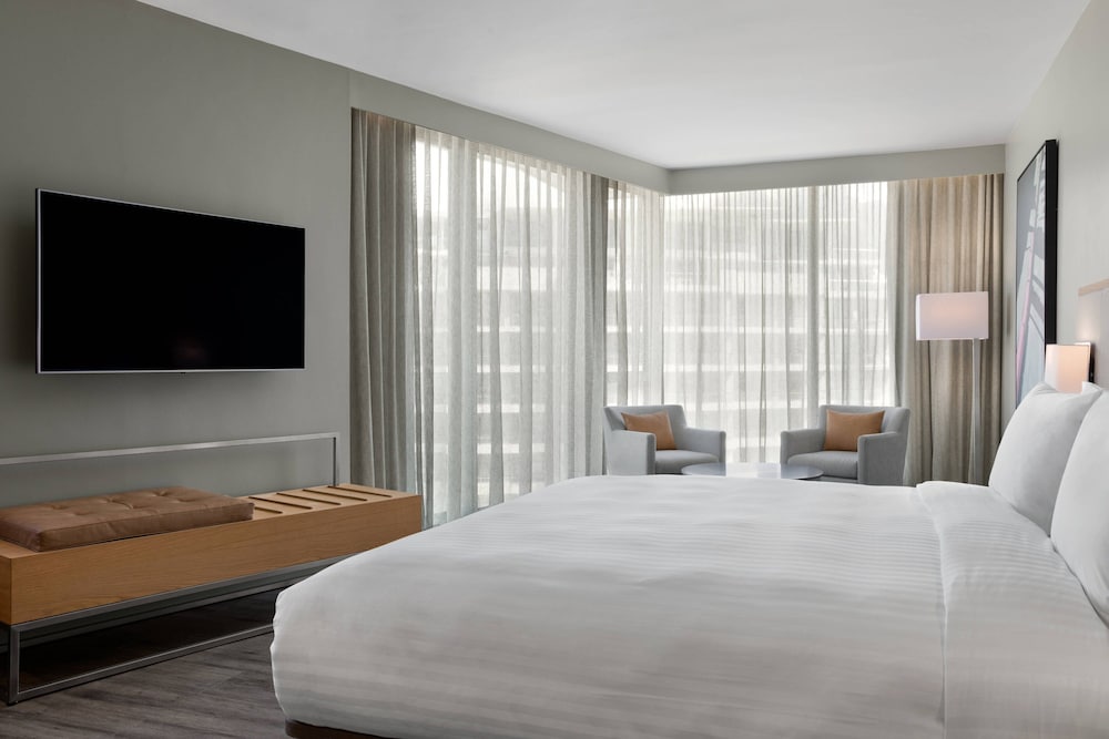 AC Hotel by Marriott Cape Town Waterfront 14/55