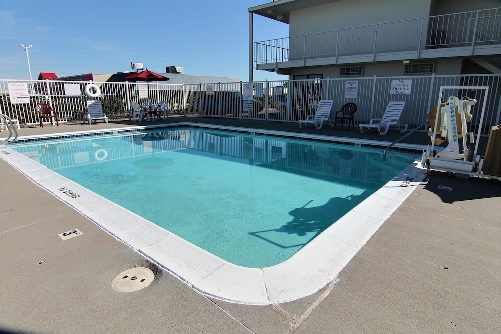 Motel6 Bismarck, ND 7/54