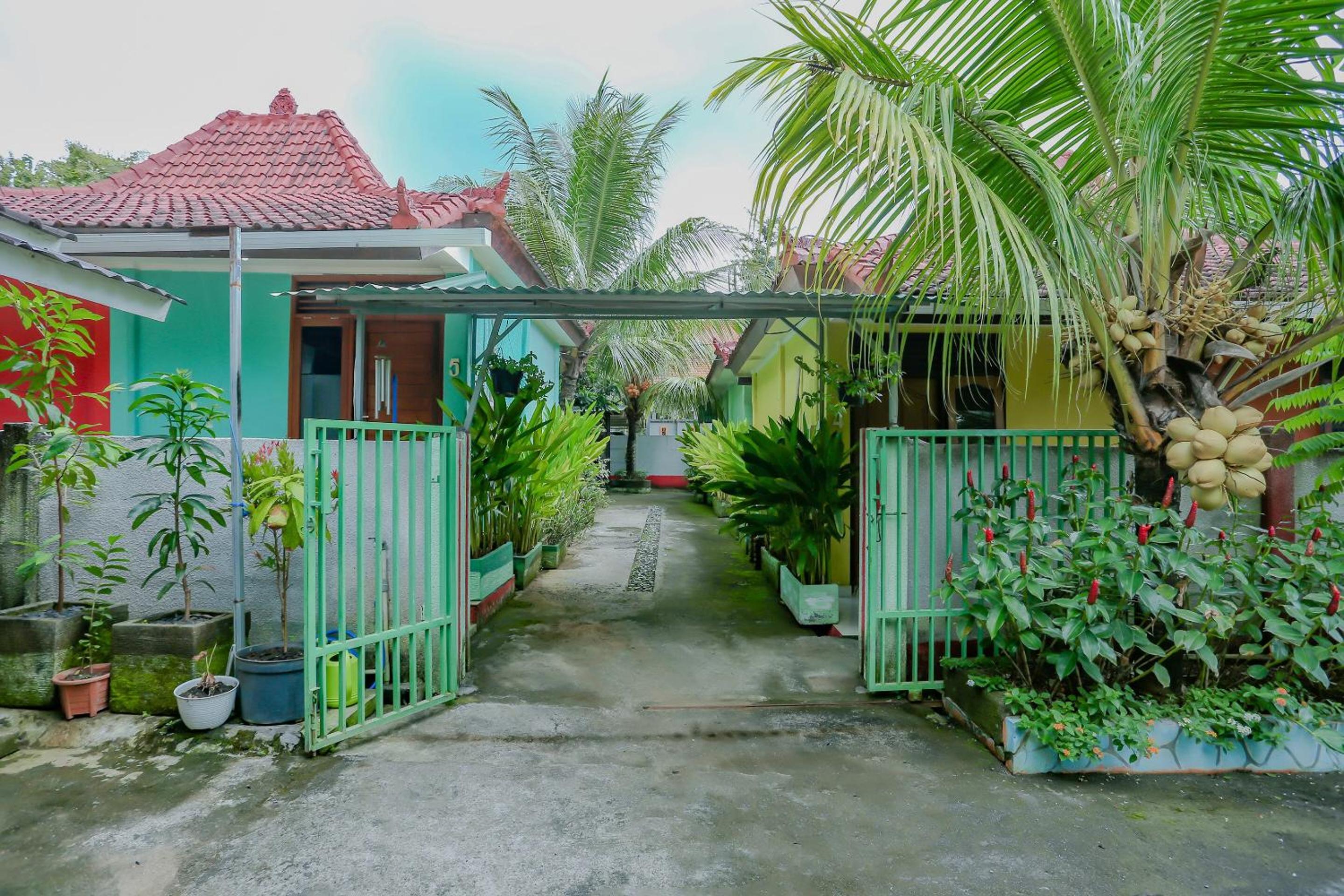 OYO 90301 Hidden Village Uluwatu 2/47
