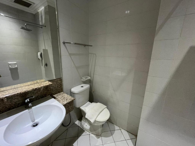 Sky Hotel Chow Kit PWTC 11/11