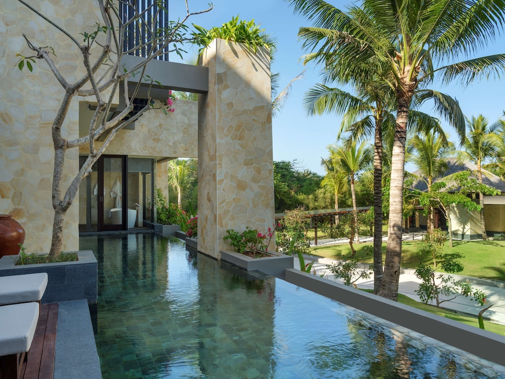 The Apurva Kempinski Bali 7/93