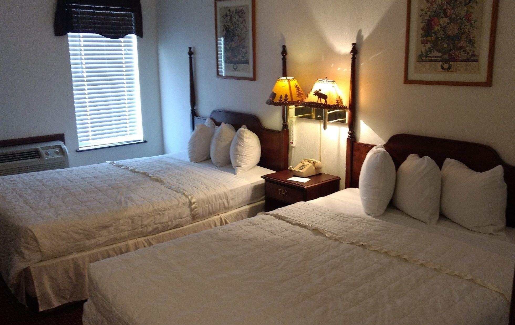 Victorian Inn 8/26