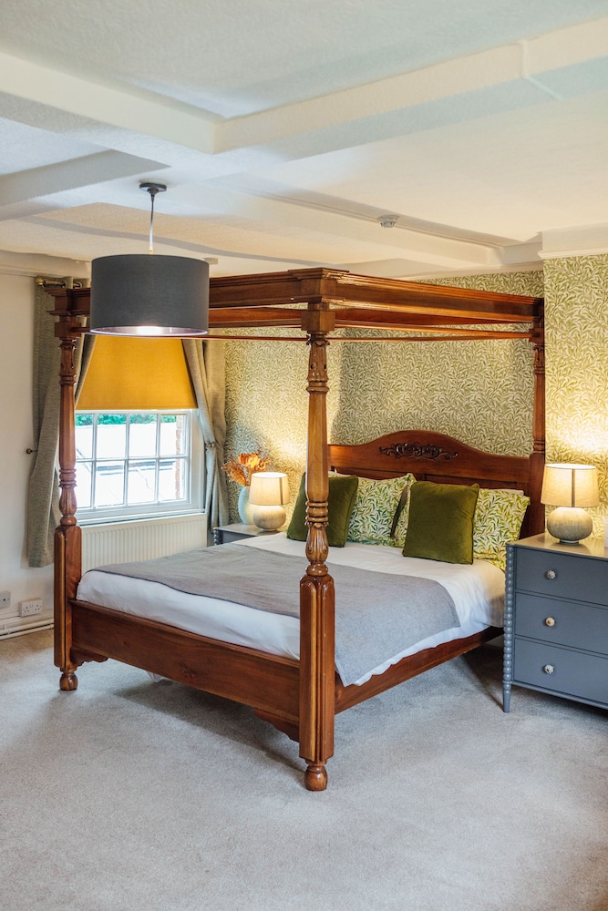 The Old Rectory Hotel 25/65