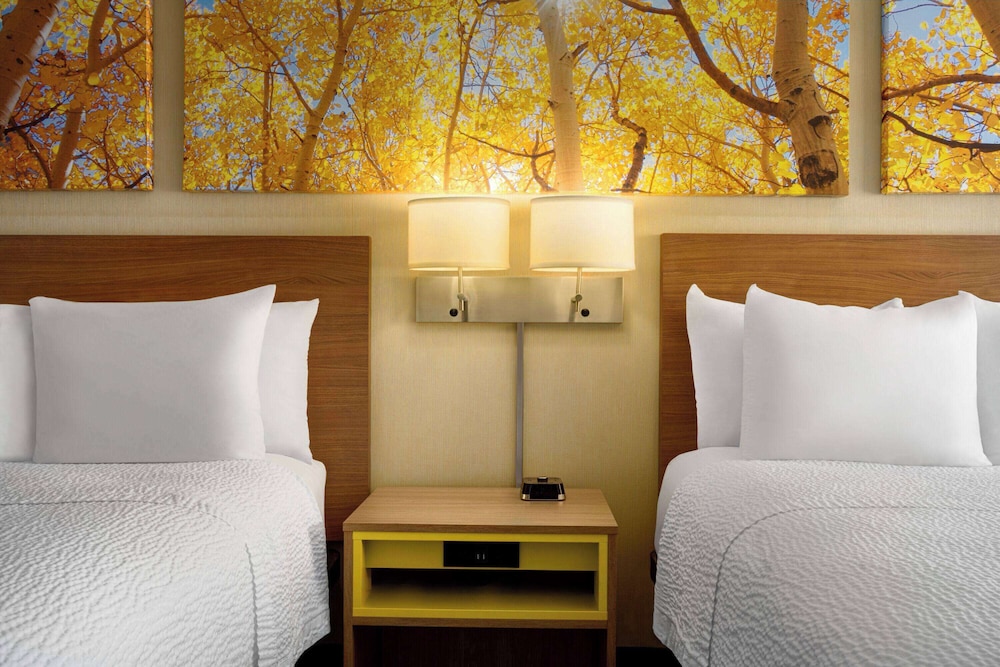 Days Inn by Wyndham Carbondale 15/38