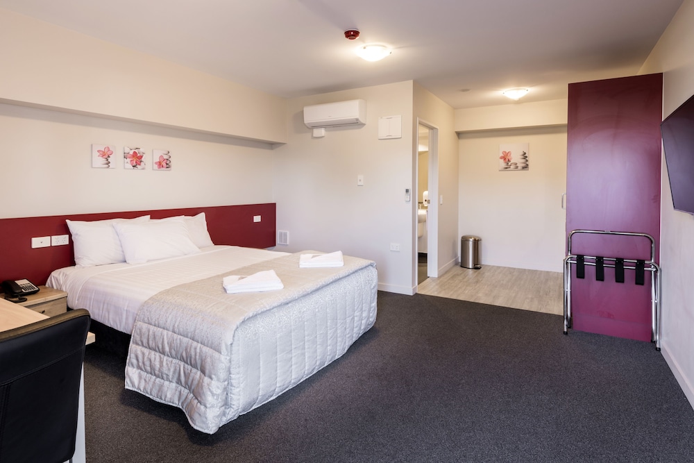 C Motel 14/40