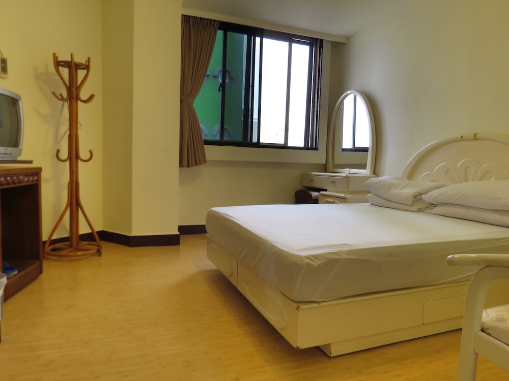 Chantai Hotel 17/44
