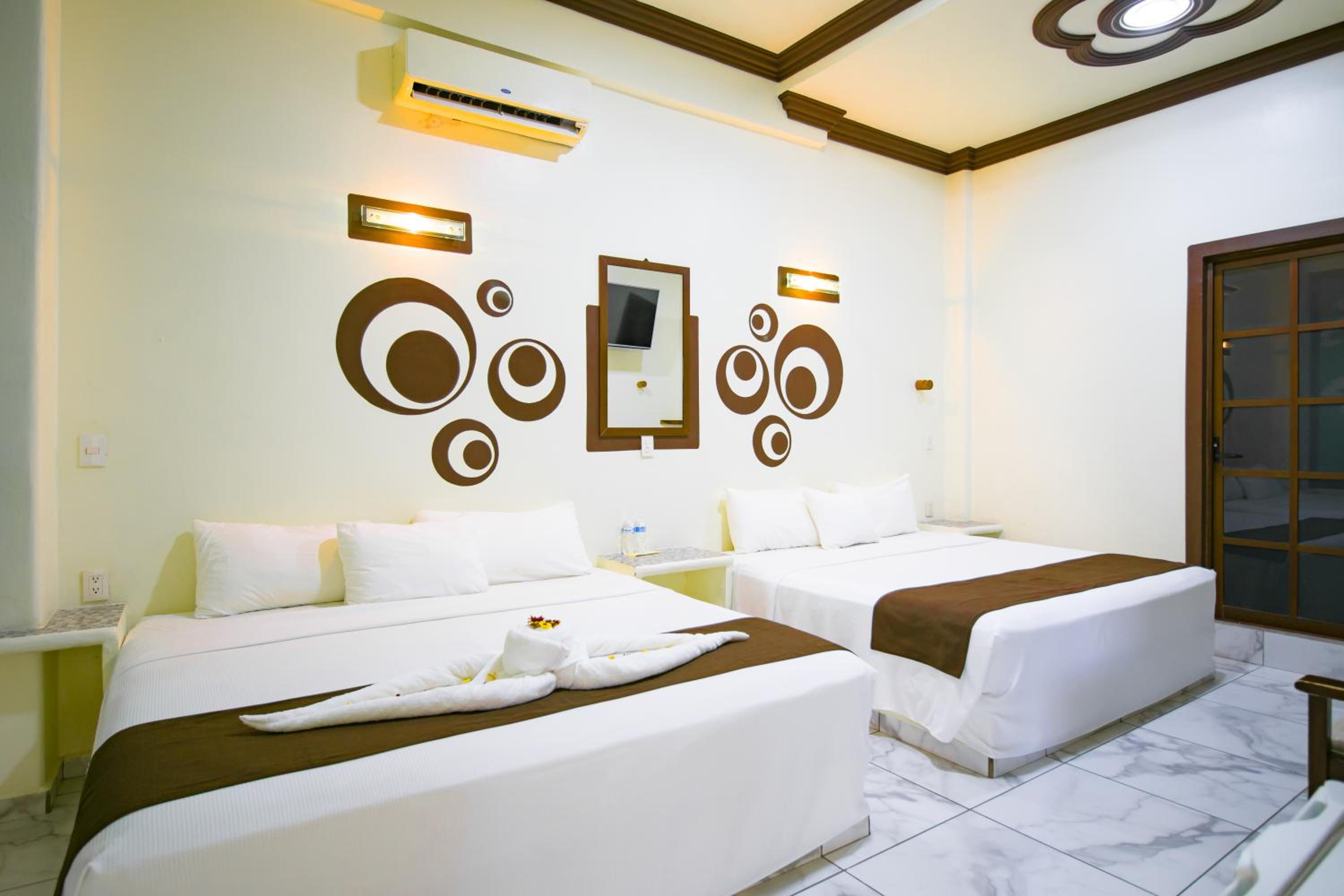Hotel Diamante 15/50