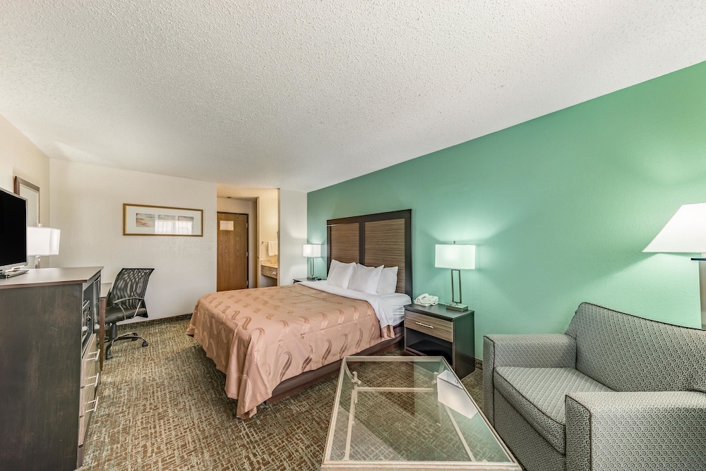 QUALITY INN ALLEN - PLANO EAST 26/37
