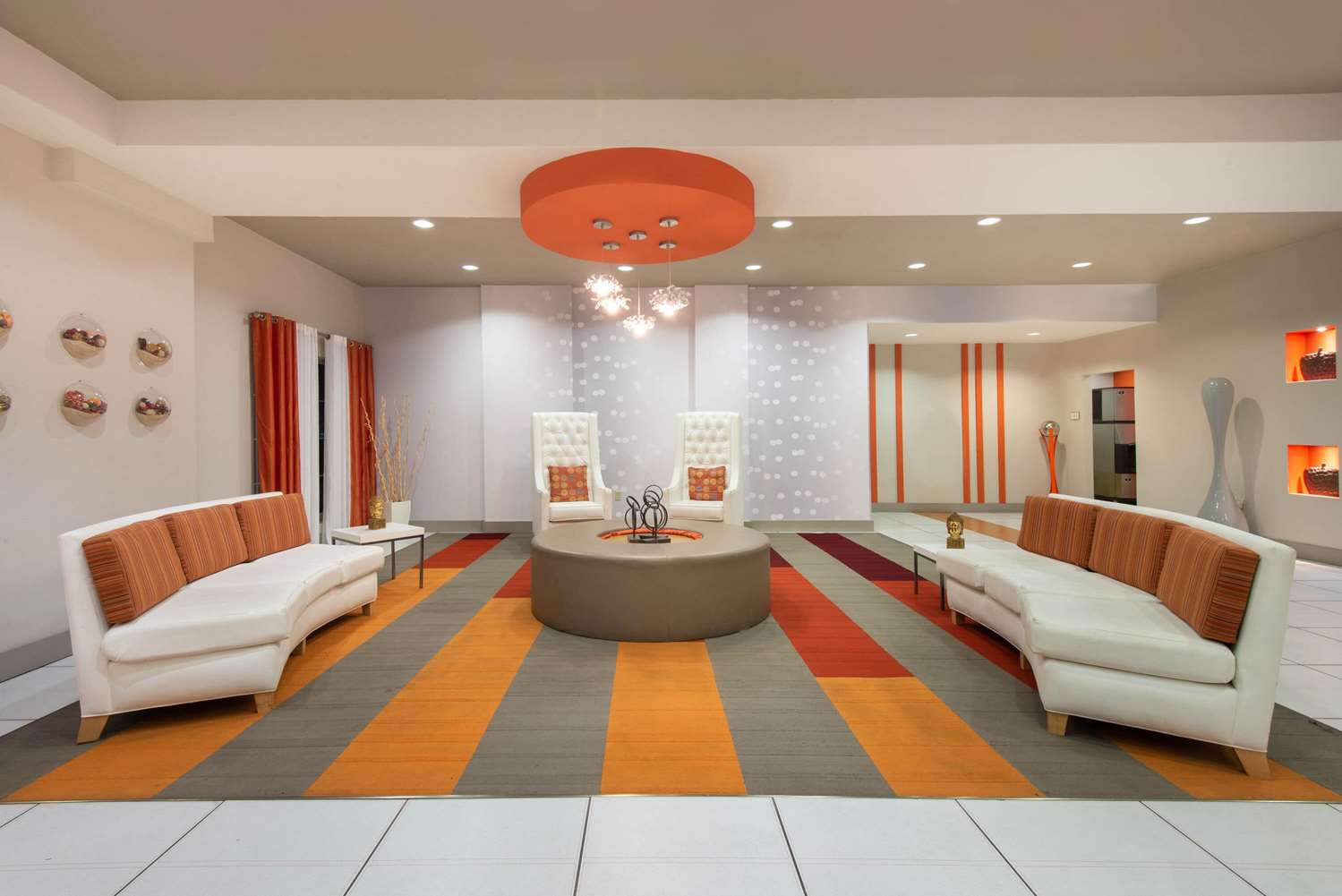 La Quinta Inn & Suites by Wyndham Harrisburg-Hershey 16/51