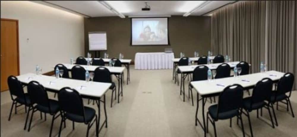 Hotel Rainha Do Brasil 61/72