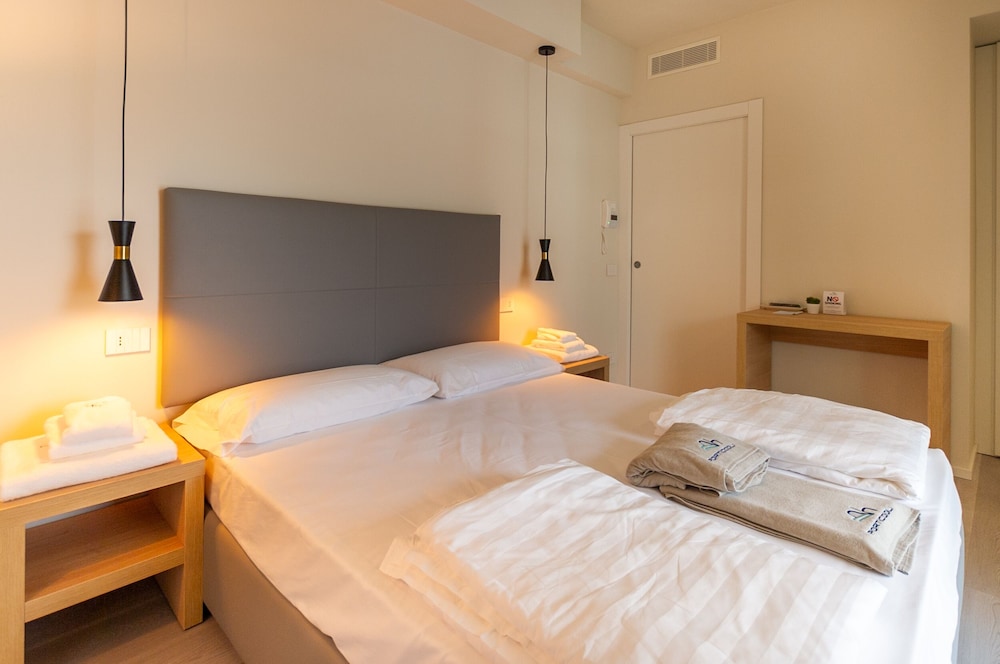 AH Porticcioli Boutique Apartments 9/50