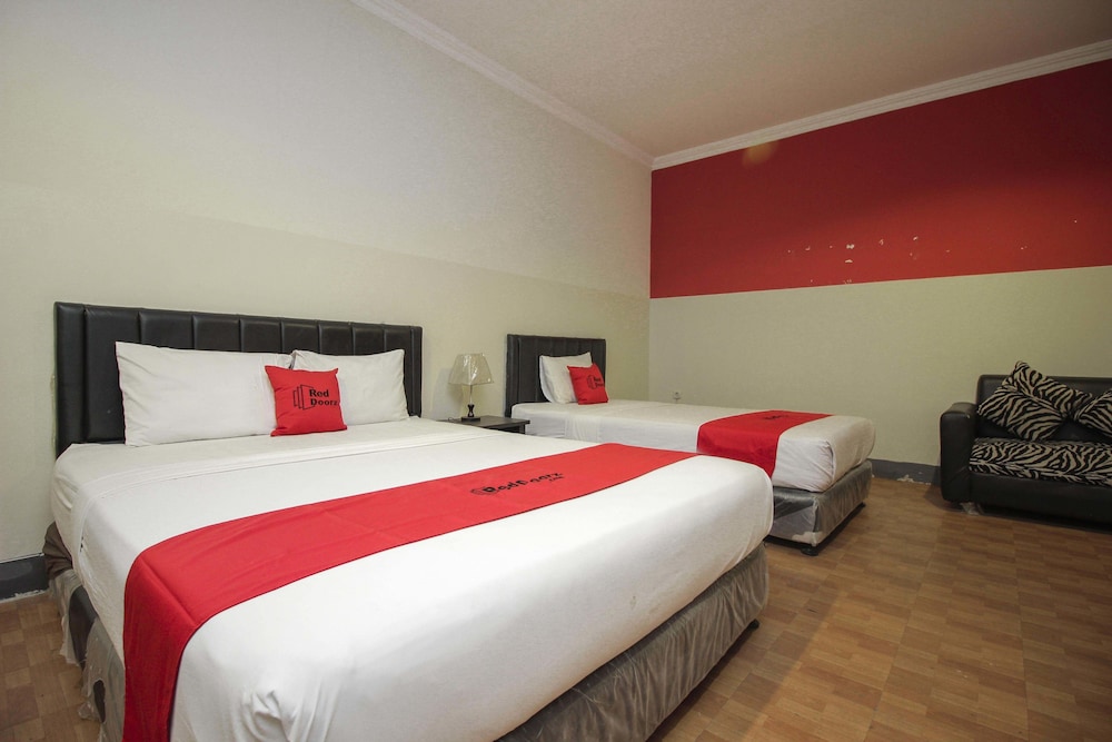Reddoorz Near Bethesda Manado 9/25