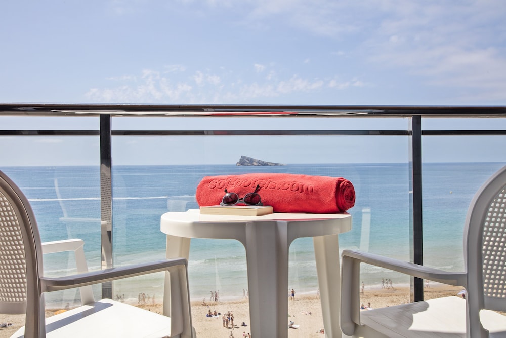 Innside Costablanca Adults Only 54/67