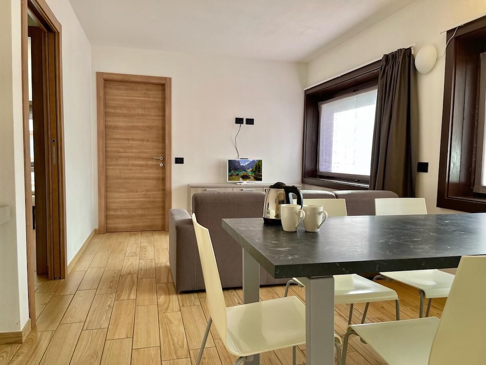 Residence Adele 76/91