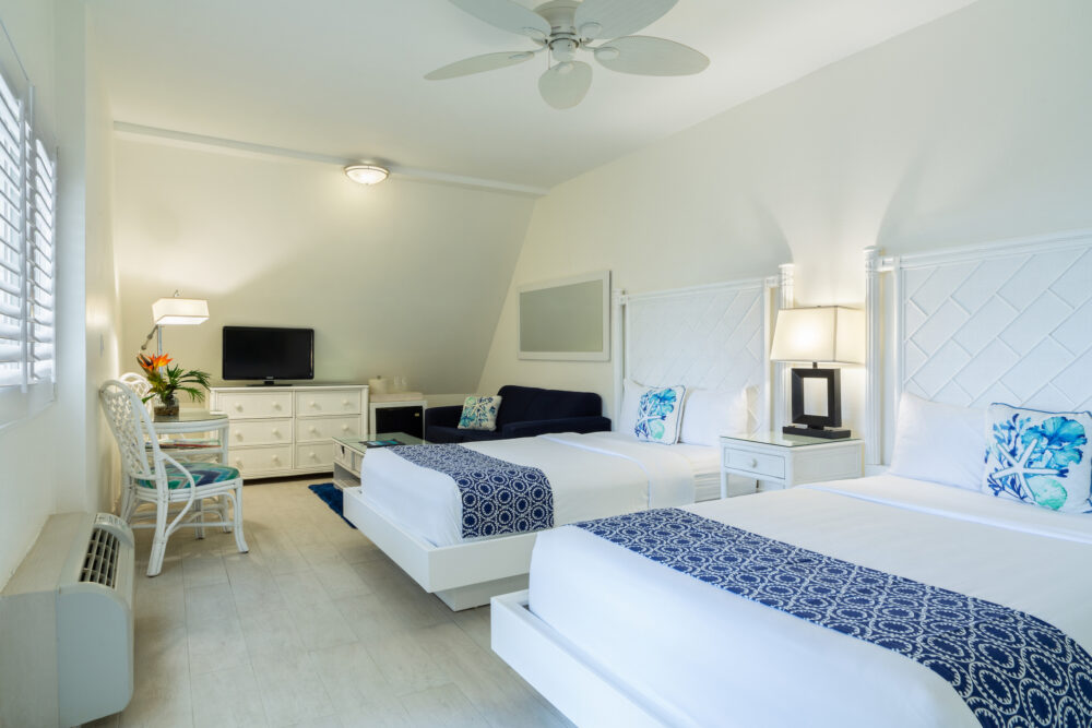 Plus, Standard, 2 Double Beds, Balcony