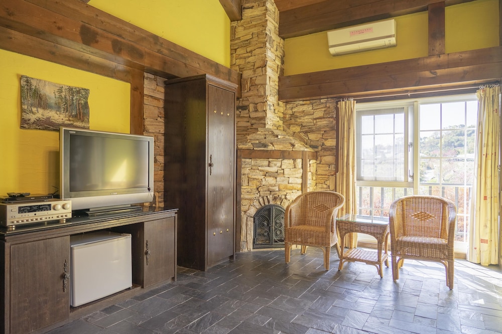 Provence Rose Lodge In Ching Jing 27/50