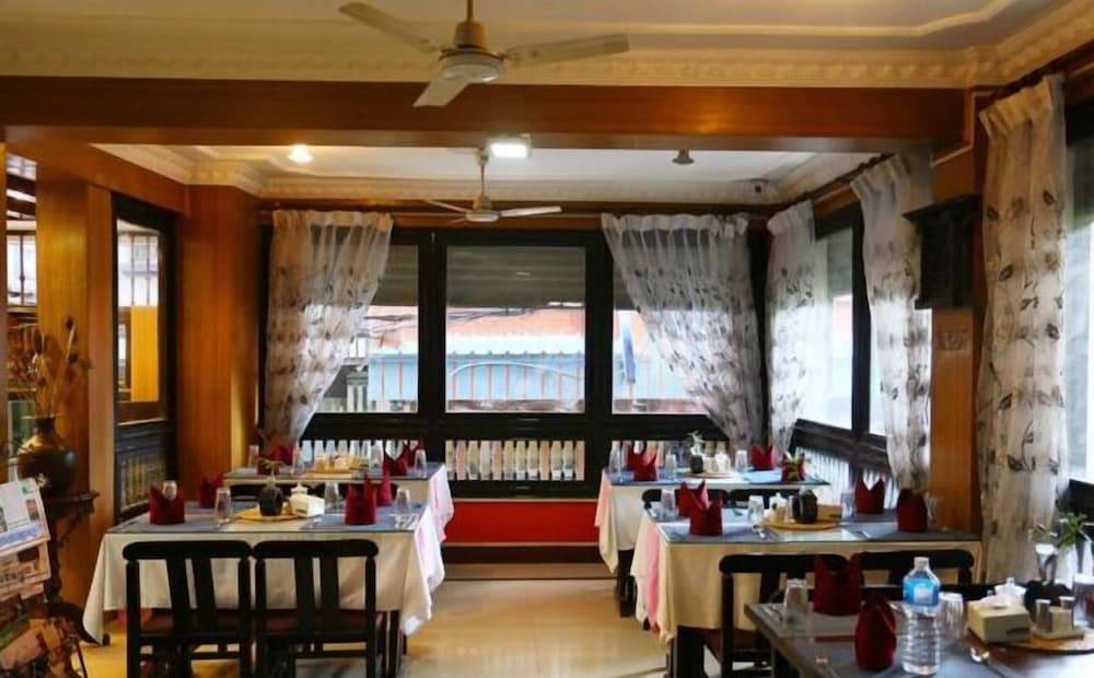 Hotel Swastik 22/27
