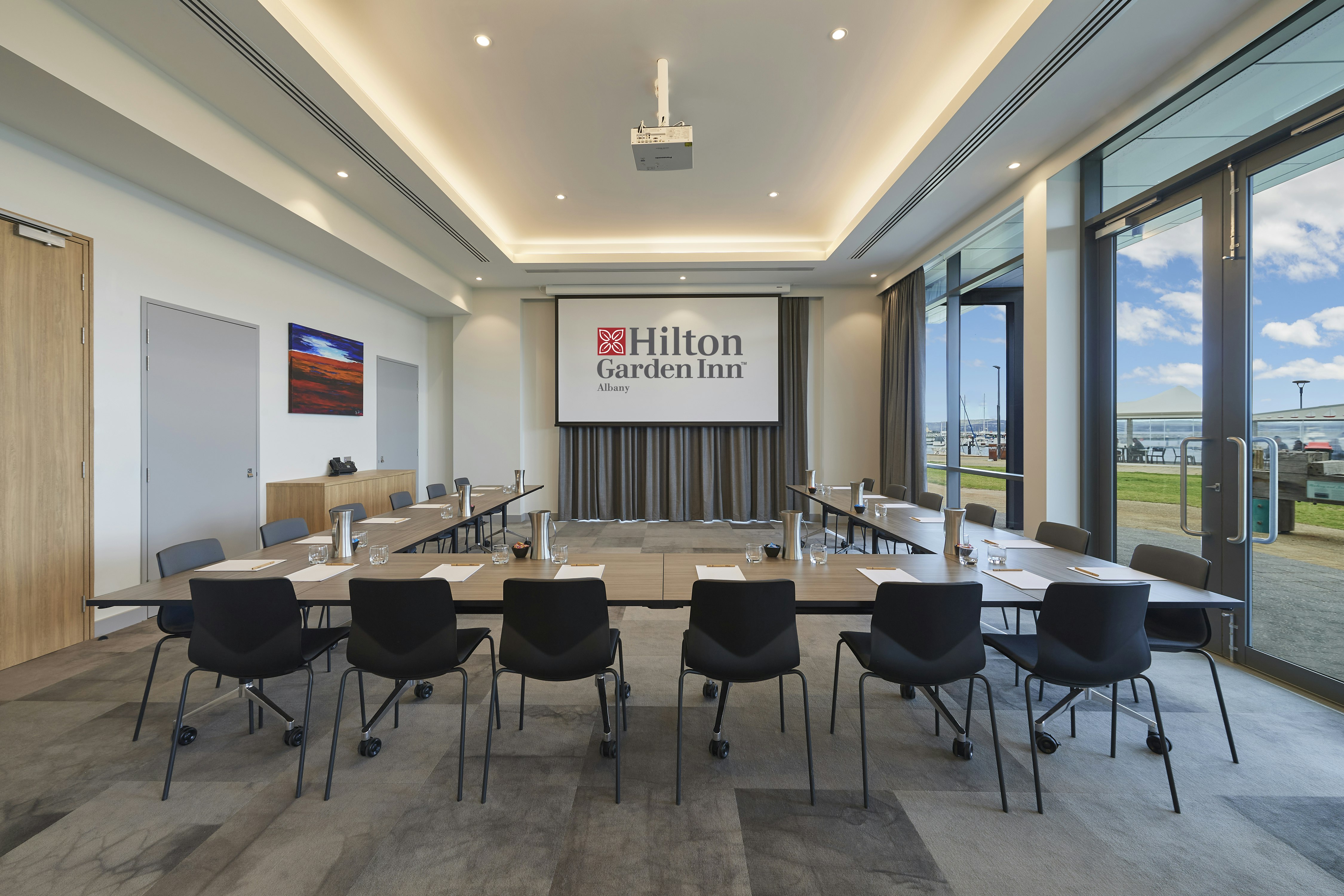 Hilton Garden Inn Albany 24/34