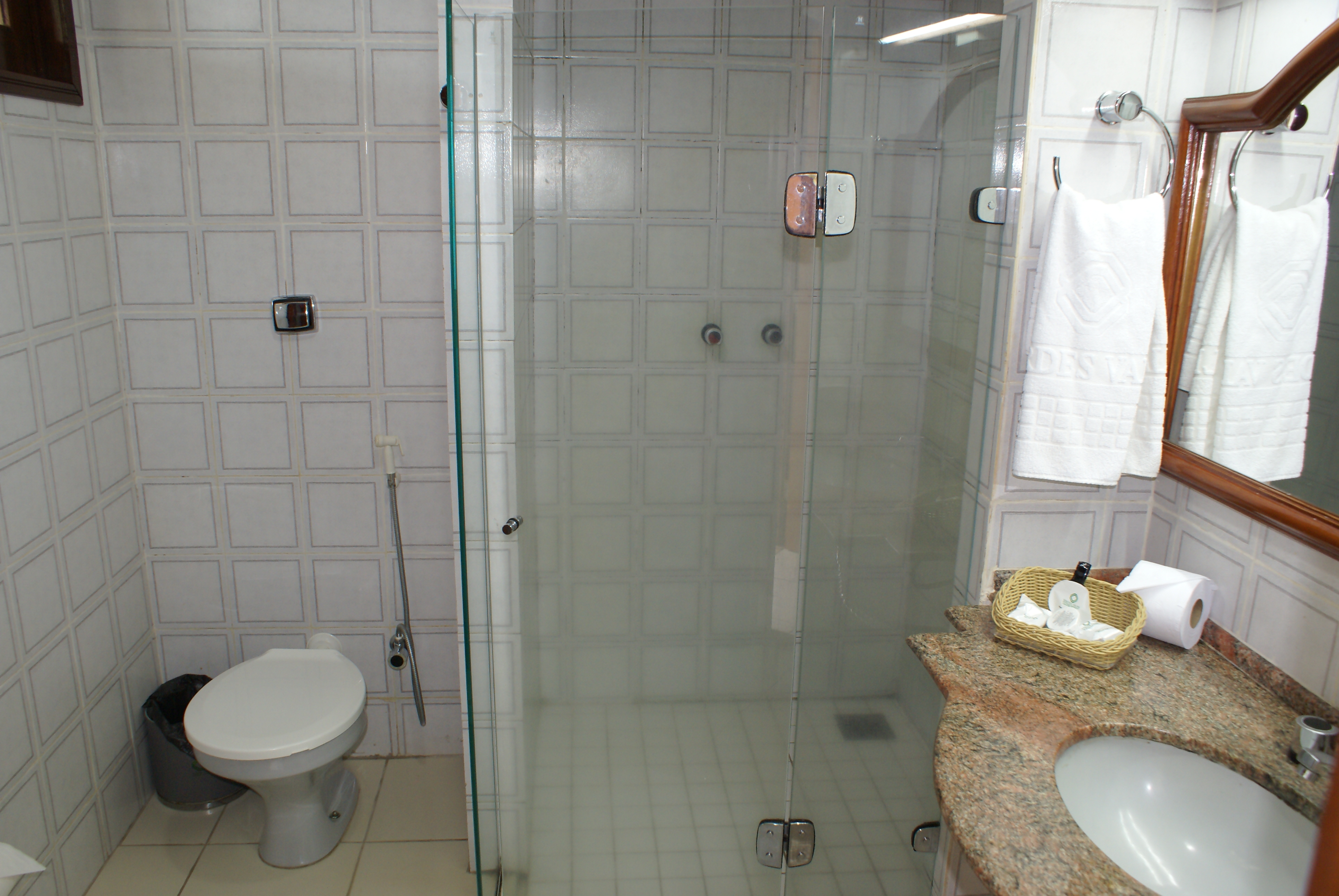 VERDES VALES LAZER HOTEL 45/49