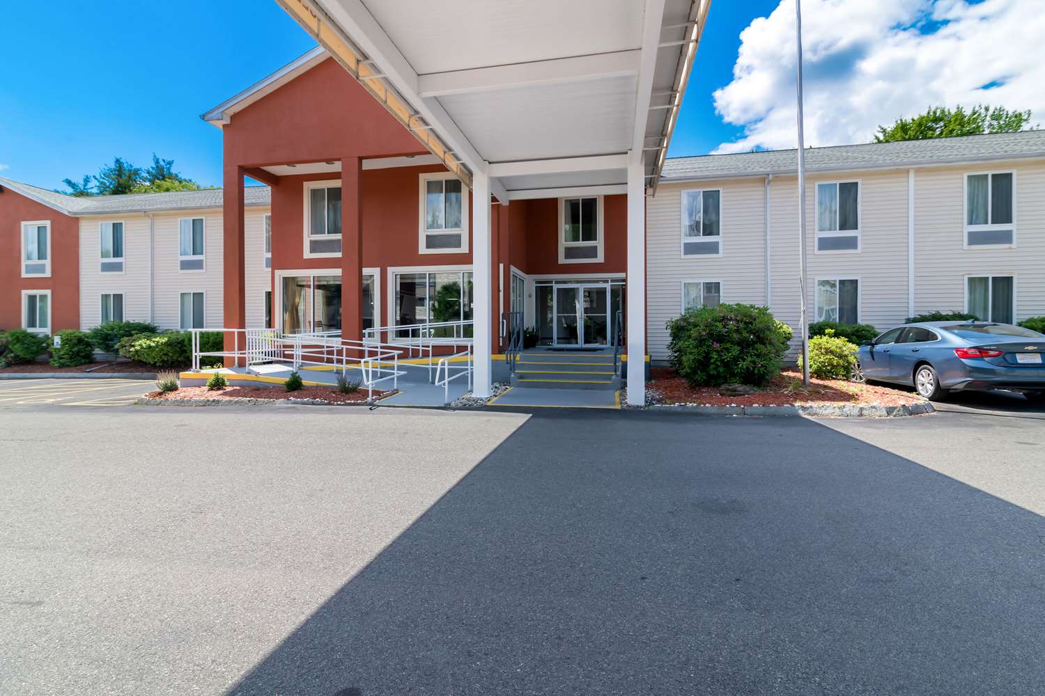 Quality Inn Merrimack - Nashua, NH 27/30