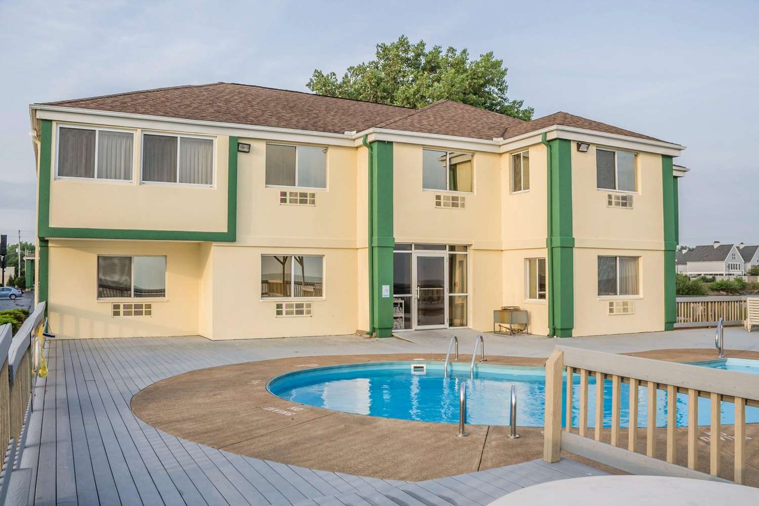 Quality Inn Port Clinton Waterfront 1/14