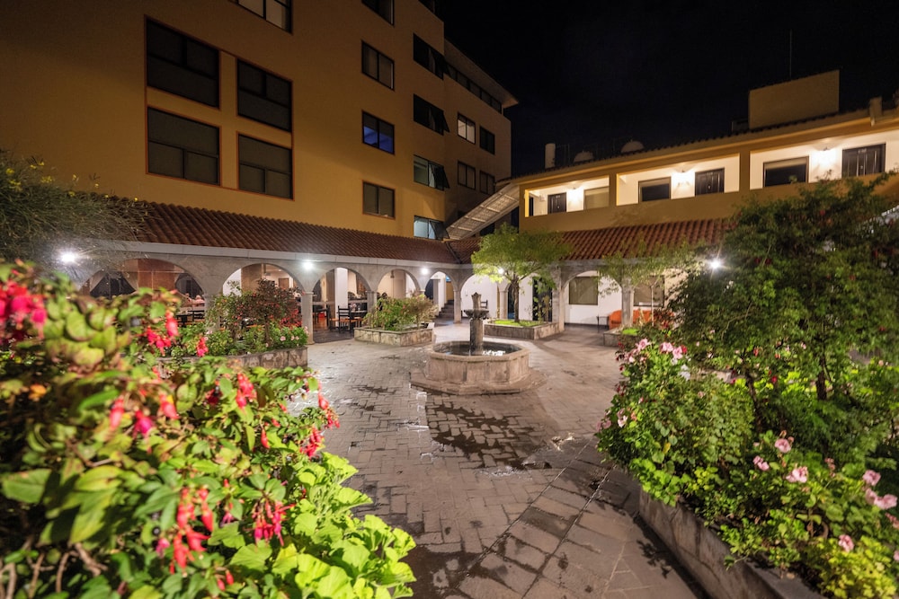 Jose Antonio Cusco Hotel 48/50