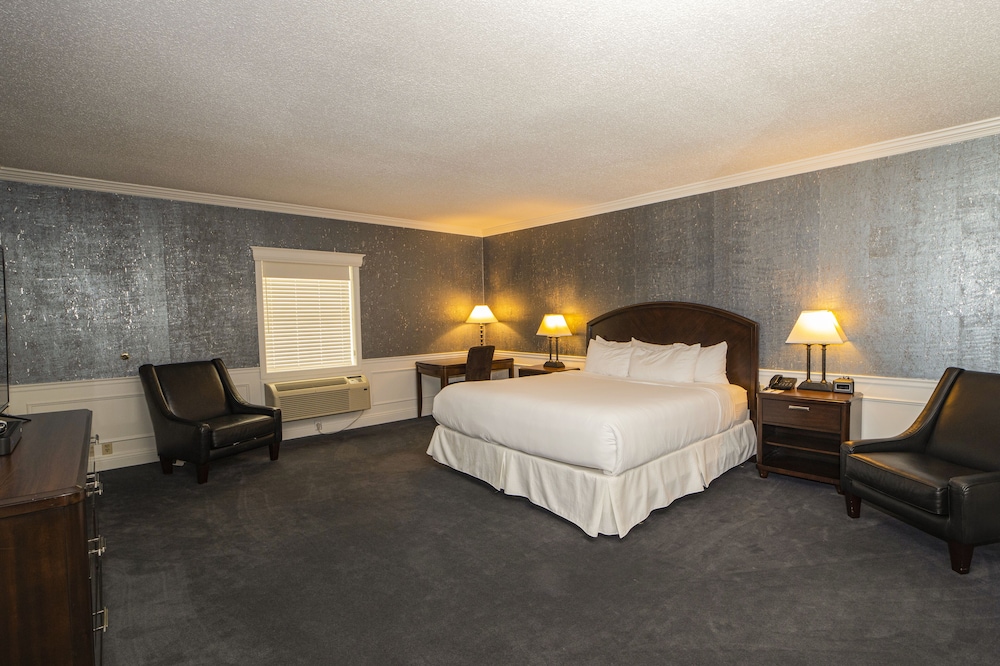 The Grand Resort (ex. The Avalon Inn And Resort) 17/74
