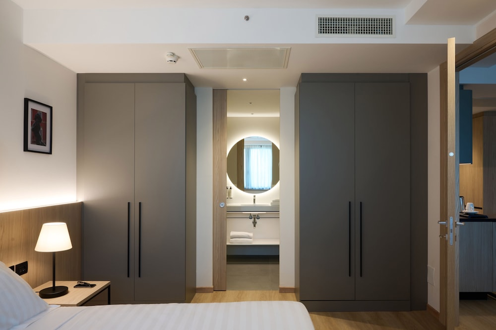 STANDARD HOTEL RAFFAELLO 9/25