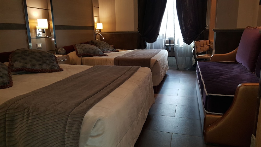 Morgana Hotel 19/71