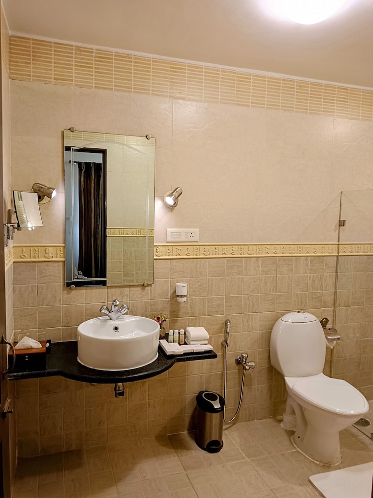 Goa Villagio Resort & Spa 55/55