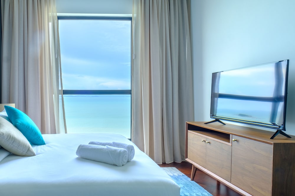 TANJUNG POINT RESIDENCES 10/37
