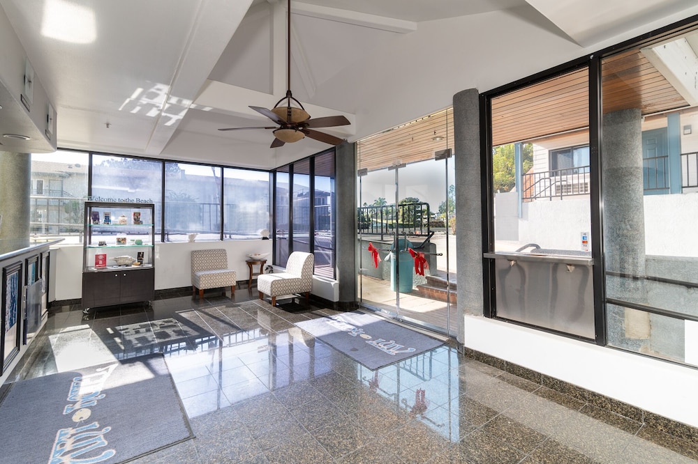 Art Hotel Laguna Beach 32/41