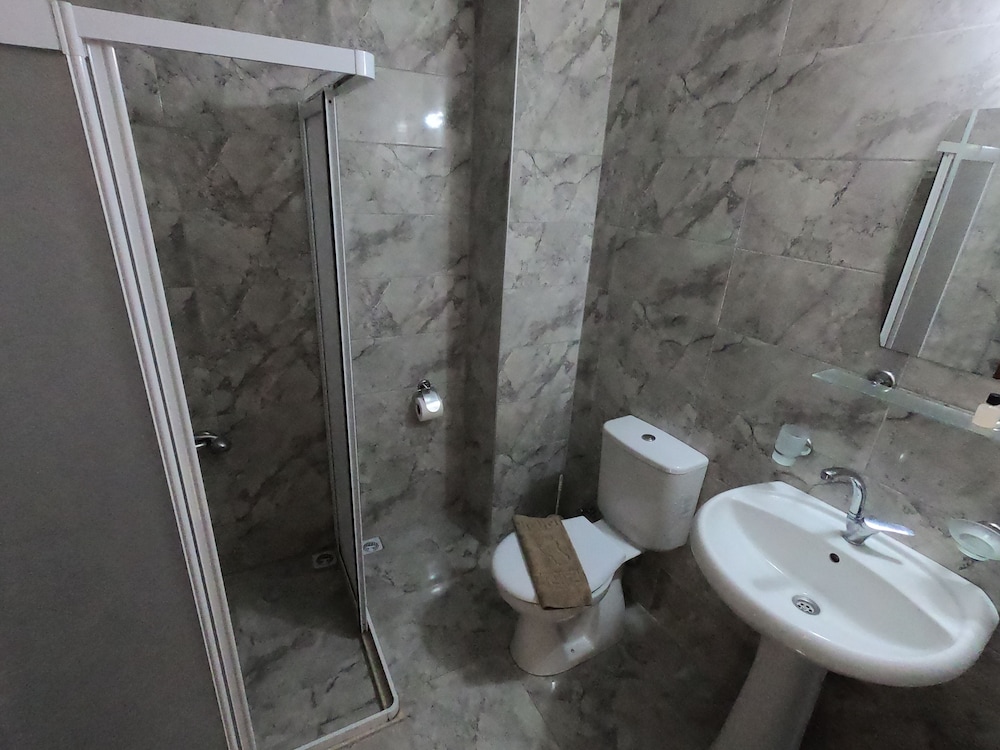 Sarihan Apart Otel 45/48