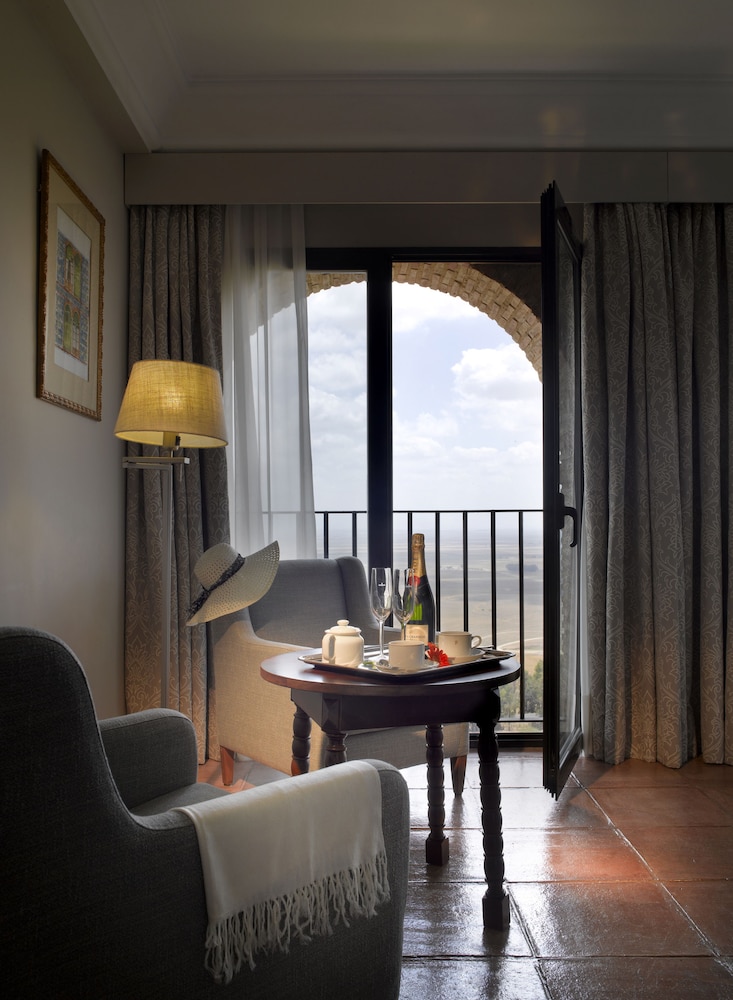 Parador De Carmona 13/40